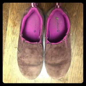 Little girl Merrell hiking sneakers!